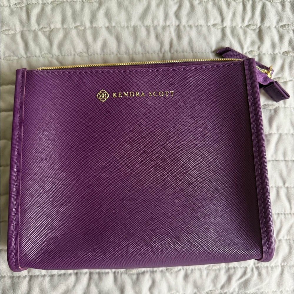 Kendra Scott Violet Zip Pouch